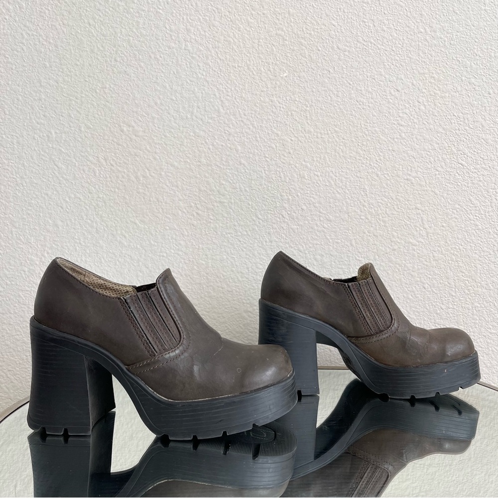 LOWER EAST SIDE Vintage Y2K Brown Faux Leather Chunky Platform Heeled Ankle Boot - Picture 4 of 14